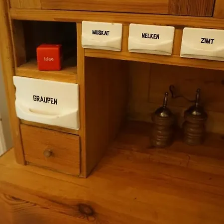 Sonniges In Jugendstilvilla *