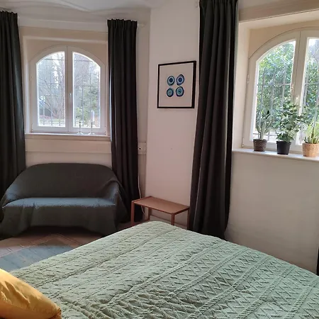 Sonniges In Jugendstilvilla * Lübeck